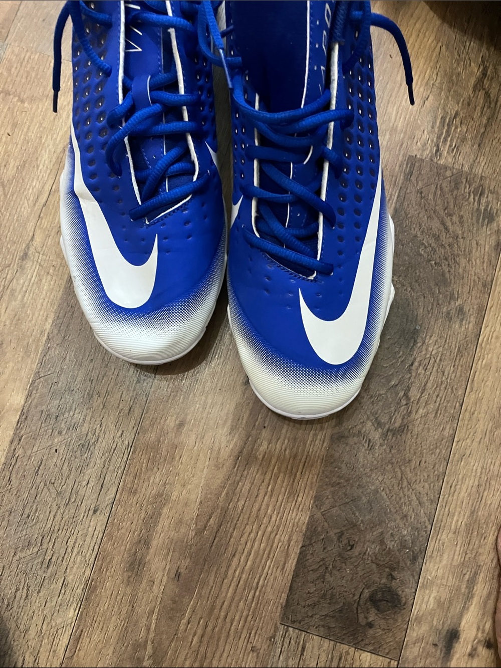 Nike Vapor Adult Blue and White Athletic Cleats - Picture 7 of 8